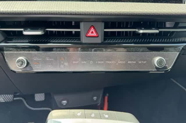 Kia EV6 (2024) thumbnail 18
