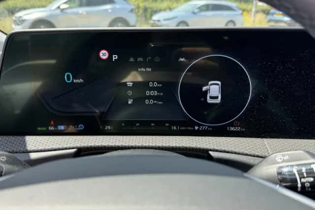 Kia EV6 (2024) thumbnail 22