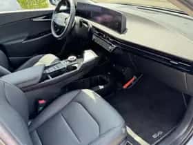 Kia EV6 (2024) thumbnail 24