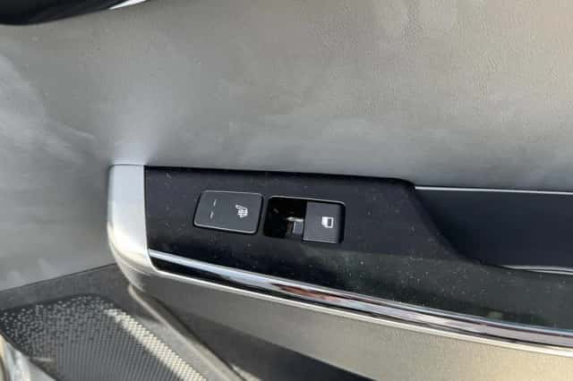 Kia EV6 (2024) thumbnail 25