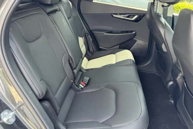 Kia EV6 (2024) thumbnail 26