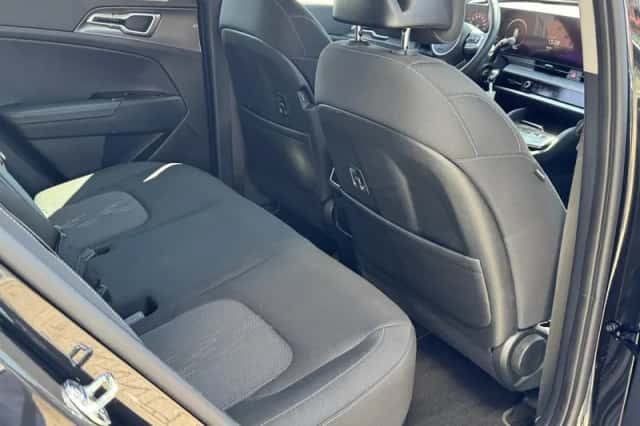 Kia Sportage (2024) thumbnail 12