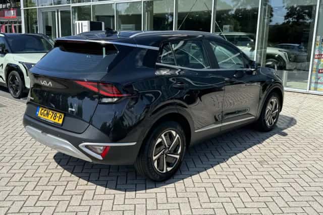 Kia Sportage (2024) thumbnail 4