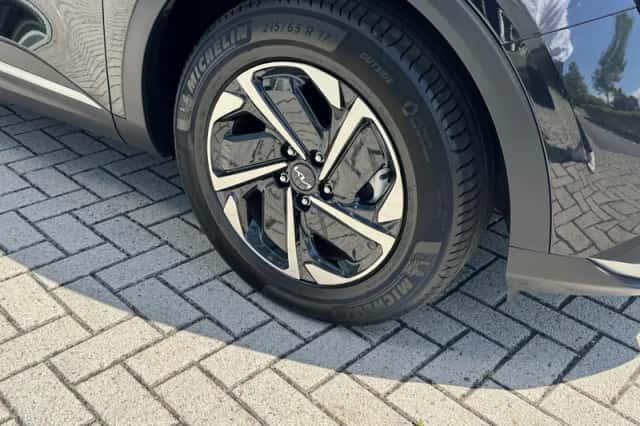 Kia Sportage (2024) thumbnail 5