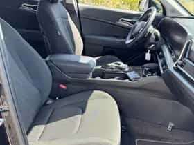 Kia Sportage (2024) thumbnail 9