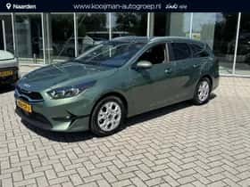 Kia Ceed Sportswagon (2024) thumbnail 1