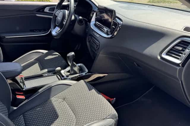 Kia Ceed Sportswagon (2024) thumbnail 24