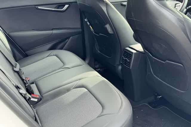 Kia Niro EV (2024) thumbnail 11