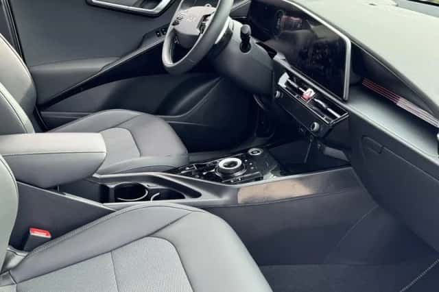 Kia Niro EV (2024) thumbnail 9