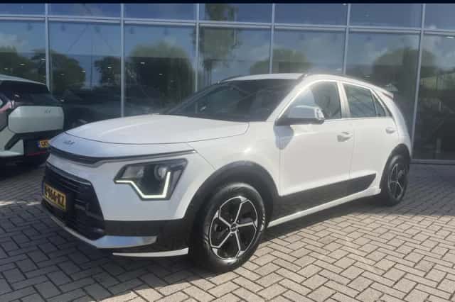 Kia Niro (2022) thumbnail 1