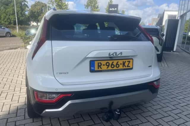 Kia Niro (2022) thumbnail 4