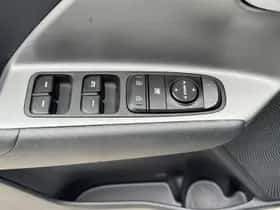 Kia Niro (2021) thumbnail 22