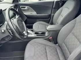 Kia Niro (2021) thumbnail 23