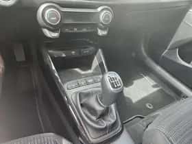 Kia Stonic (2024) thumbnail 6