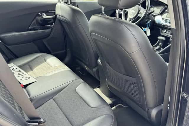Kia Niro (2019) thumbnail 8