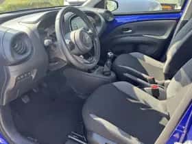 Toyota Aygo (2023) thumbnail 15