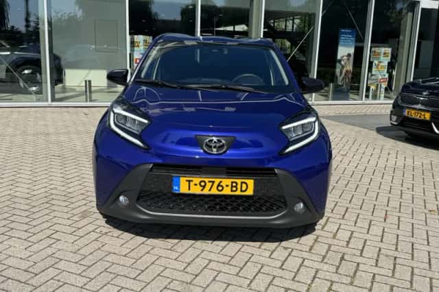 Toyota Aygo (2023) thumbnail 3