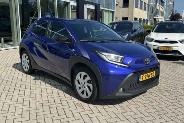 Toyota Aygo (2023) thumbnail 4