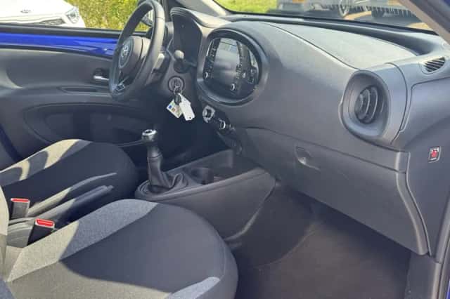 Toyota Aygo (2023) thumbnail 6