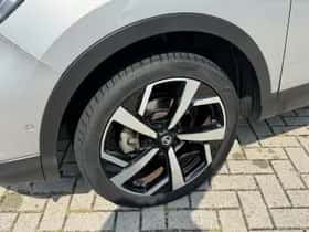 Nissan Qashqai (2019) thumbnail 4