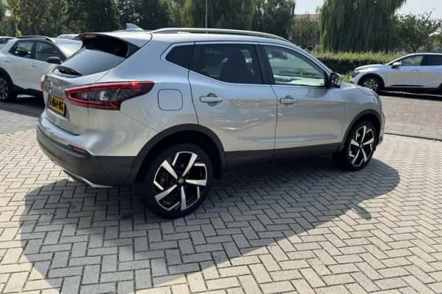 Nissan Qashqai (2019) thumbnail 6