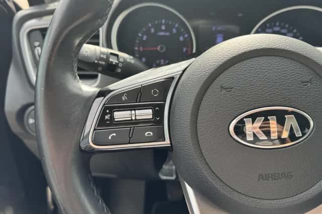 Kia Ceed Sportswagon (2019) thumbnail 13
