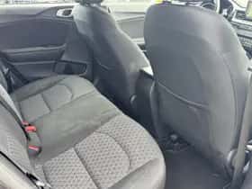 Kia Ceed Sportswagon (2019) thumbnail 22