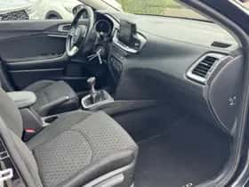 Kia Ceed Sportswagon (2019) thumbnail 22