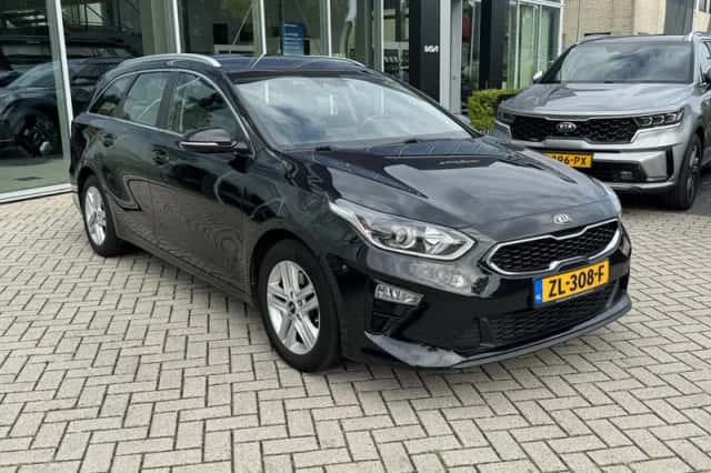 Kia Ceed Sportswagon (2019) thumbnail 5