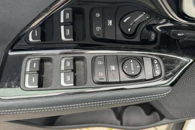 Kia Niro EV (2022) thumbnail 17