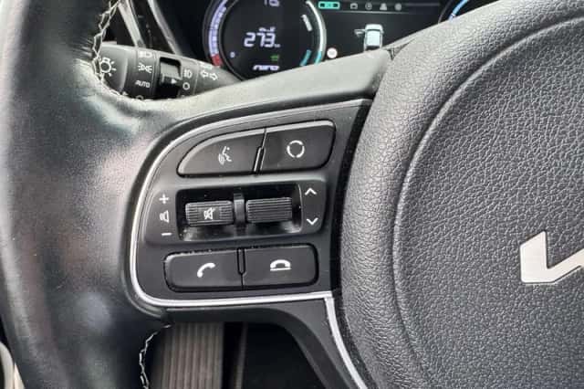 Kia Niro EV (2022) thumbnail 25