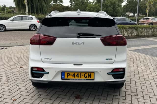 Kia Niro EV (2022) thumbnail 4