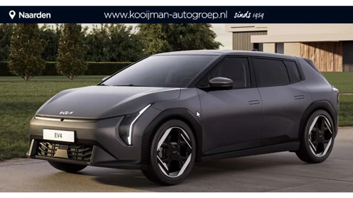 Kia EV4 (2026) — foto 1