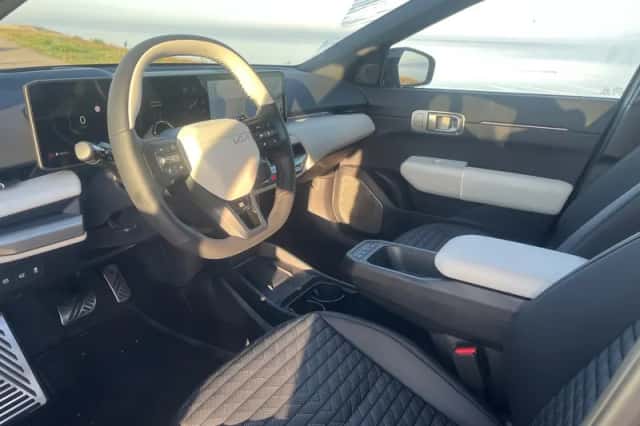 Kia EV4 (2025) thumbnail 5