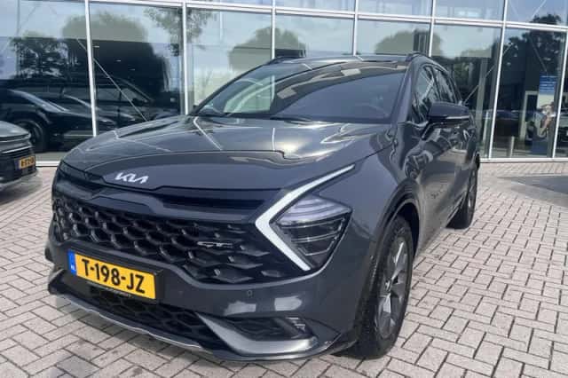 Kia Sportage (2023) thumbnail 2