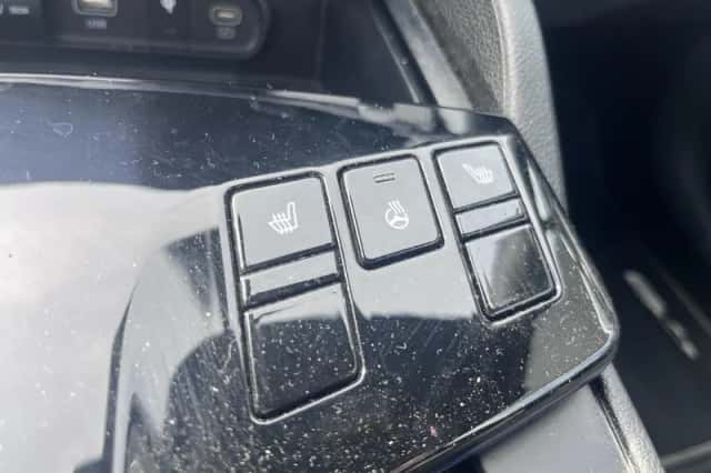 Kia Sportage (2023) thumbnail 8