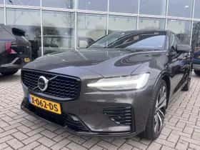 Volvo S60 (2023) thumbnail 3