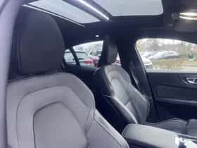 Volvo S60 (2023) thumbnail 21