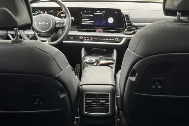 Kia Sportage (2023) thumbnail 17