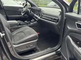 Kia Sportage (2023) thumbnail 8