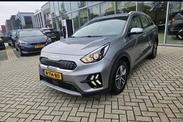 Kia Niro (2021) thumbnail 1