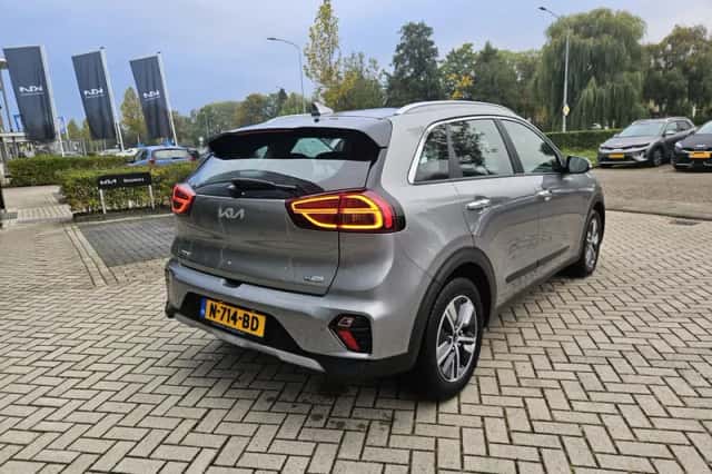 Kia Niro (2021) thumbnail 2