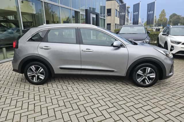 Kia Niro (2021) thumbnail 4