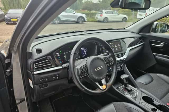 Kia Niro (2021) thumbnail 7