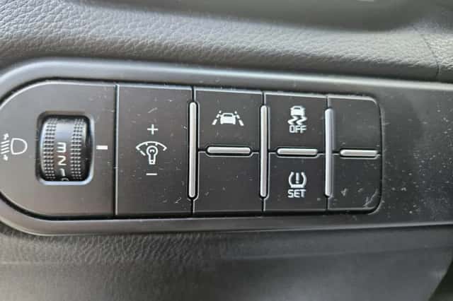 Kia XCeed (2022) thumbnail 18