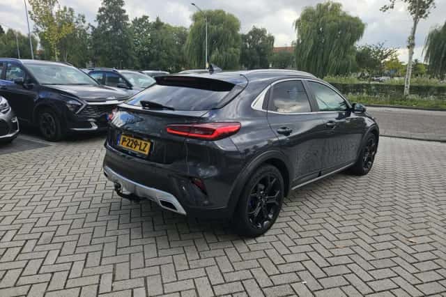 Kia XCeed (2022) thumbnail 4