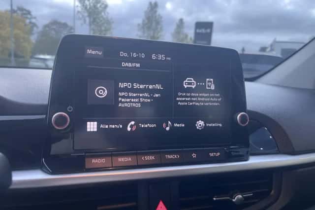 Kia Picanto (2023) thumbnail 11