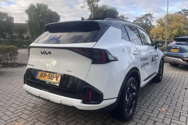 Kia Sportage (2025) thumbnail 4