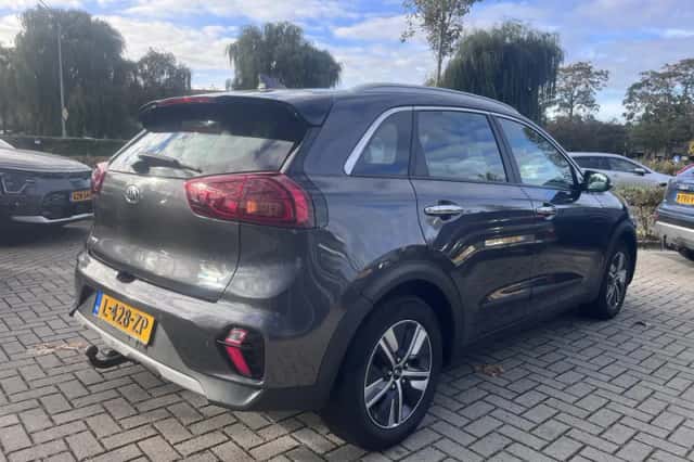 Kia Niro (2021) thumbnail 4