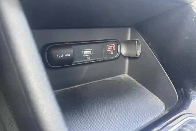 Kia Niro (2021) thumbnail 9